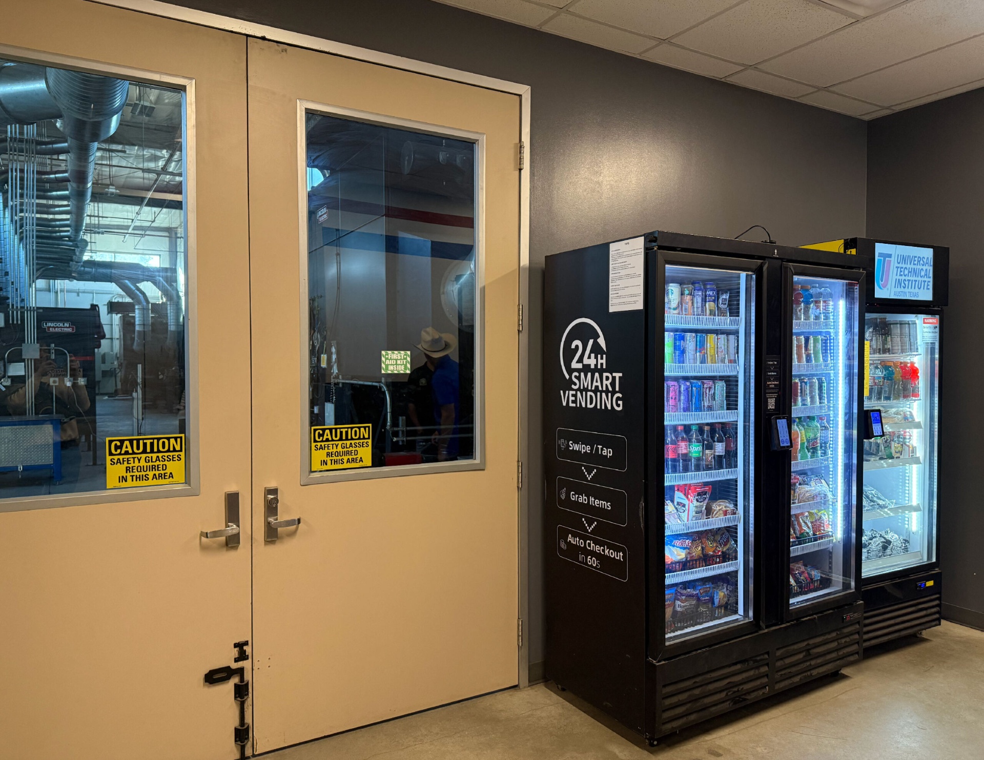 24H Smart Vending machines at training facility